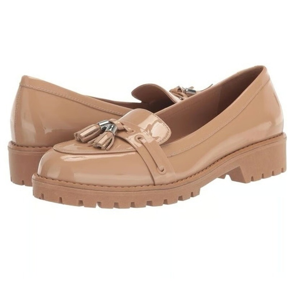 Rebecca Allen Tan Patent Leather Lug Loafers Tassel Chunky Classic Women 8.5 NEW